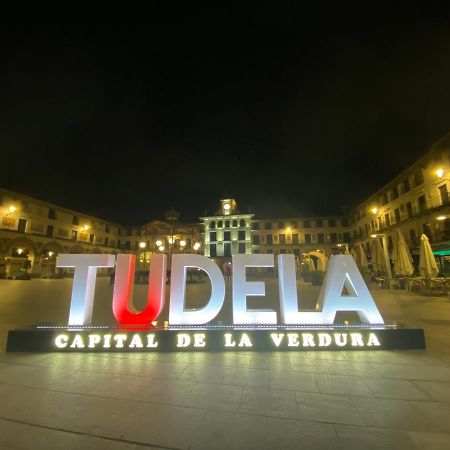 Apartmán Voila Catedral Tudela Exteriér fotografie